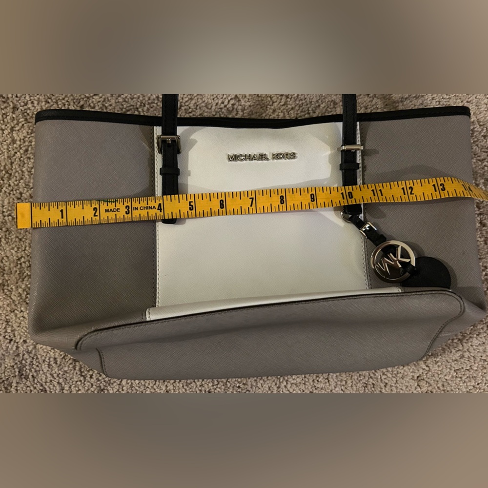 Michael Kors Gray and Cream Tote Bag - Picture 4 of 8